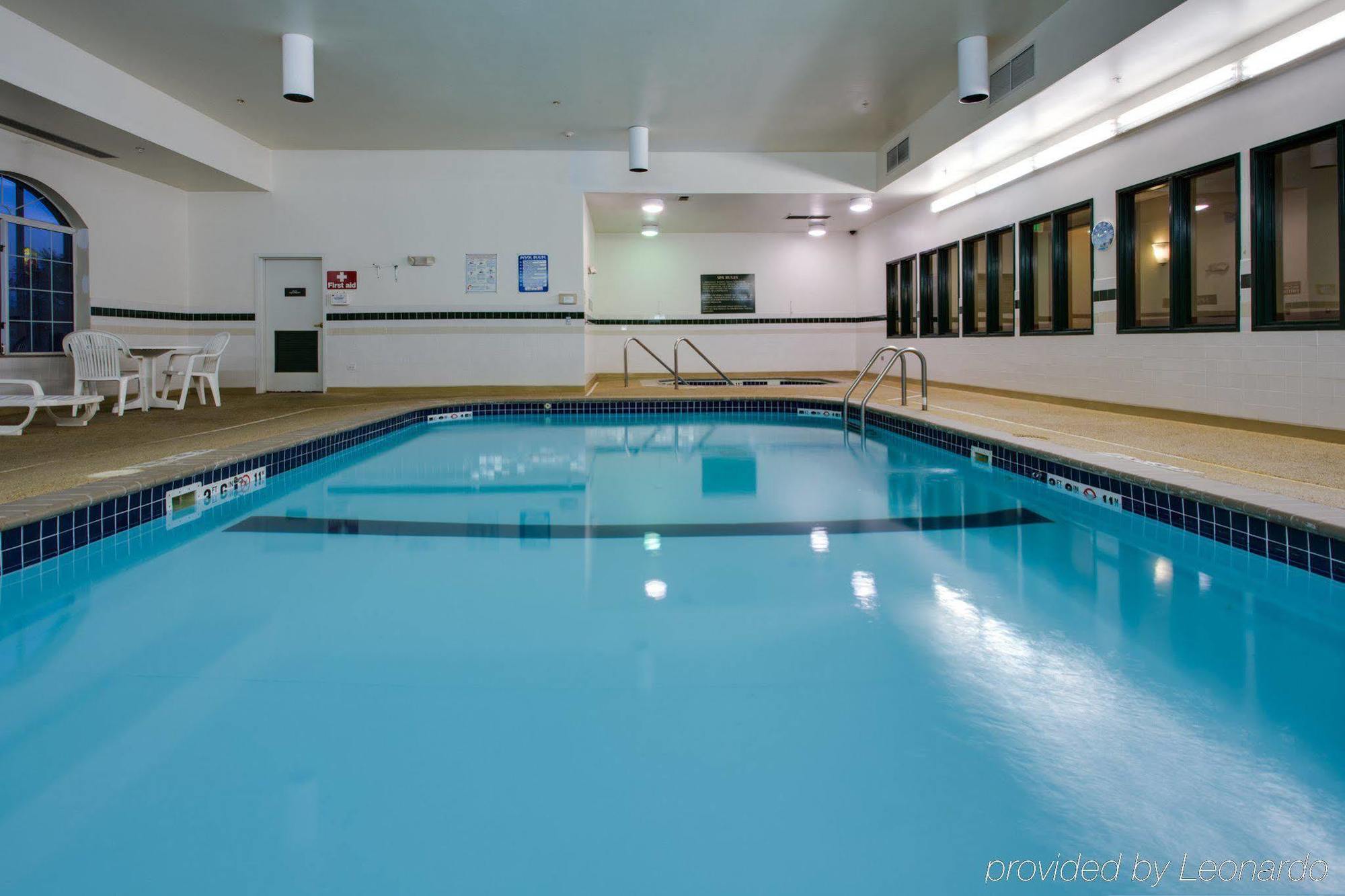 Country Inn & Suites By Radisson, Merrillville, In Udogodnienia zdjęcie